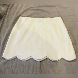 Top Shop Scalloped Hem White Skirt, Size 10, NWT